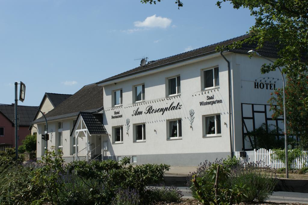Hotel Am Rosenplatz,24 Stunden Check In, Kostenfreie Parkplaetze Brechtorf Exteriér fotografie